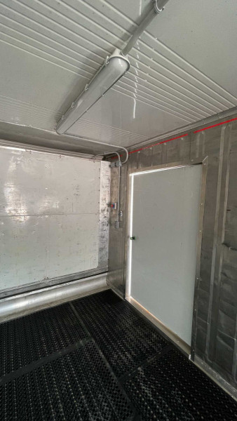 Reefer-Container-Modification-6