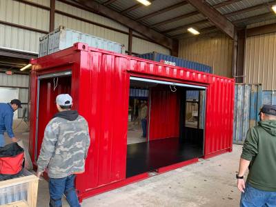 Red  and Black 20 FT MOD for holding water pump