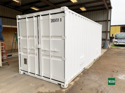 SHIPPING CONTAINER STORAGE