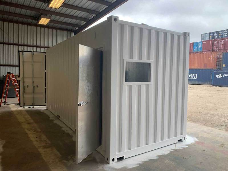 20 FT SHIPPING CONTAINER BOX WITH GALVANIZED WALLS 3